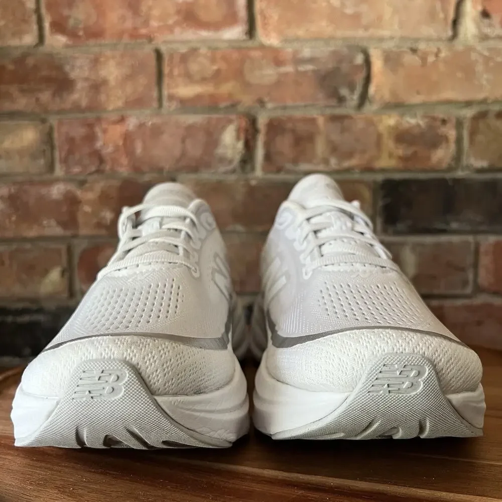 New Balance Ellipse V1 Womens 7.5 White Gray Cushioned Running Shoes Sneakers